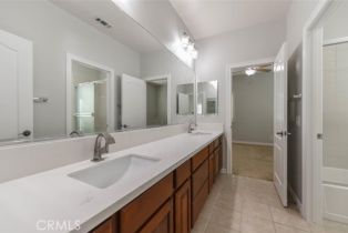 Townhouse, 34 Midsummer, Irvine, CA 92620 - 38