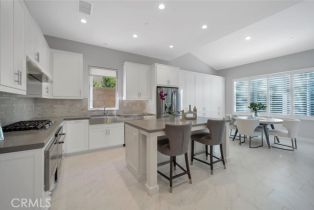 Condominium, 129 Lomita, Irvine, CA 92618 - 10