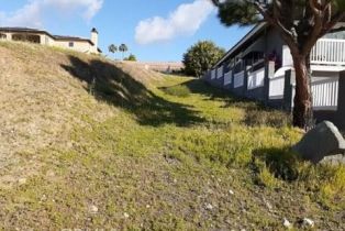 , 22720 Blue Teal, Canyon Lake, CA 92587 - 7