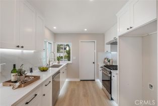 Single Family Residence, 14 Willow Tree ln, Irvine, CA 92612 - 8