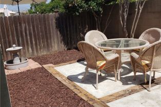 Condominium, 17572 Vandenberg, Tustin, CA 92780 - 9