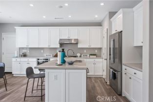 Condominium, 122 Messenger, Irvine, CA 92618 - 6