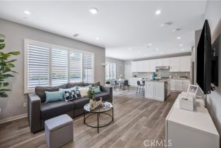 Condominium, 122 Messenger, Irvine, CA  Irvine, CA 92618