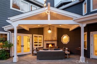 Single Family Residence, 2400 Holly ln, Newport Beach, CA 92663 - 33