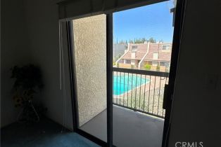 Condominium, 18405 Collins st, Tarzana, CA 91356 - 12