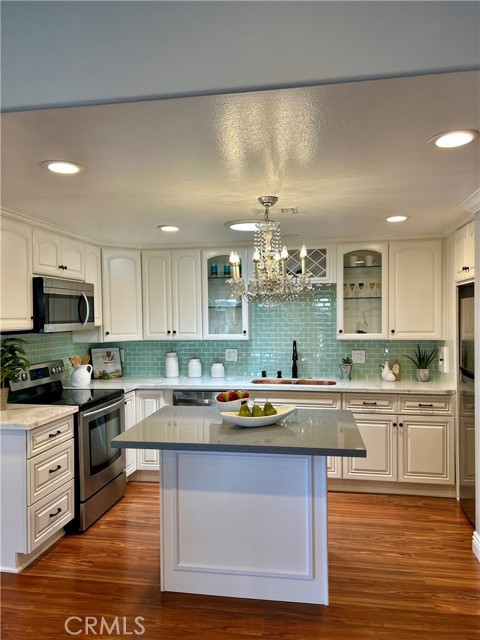 Condominium, 13561 Medinac Lane M5 70L, Seal Beach, CA 90740 - 1