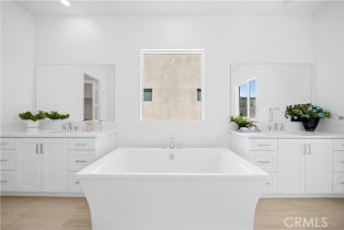 Condominium, 125 Sawbuck, Irvine, CA 92618 - 46