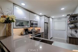 Condominium, 2243 Martin, Irvine, CA 92612 - 6