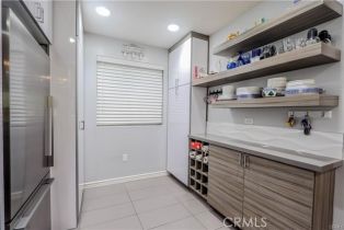 Condominium, 2243 Martin, Irvine, CA 92612 - 7