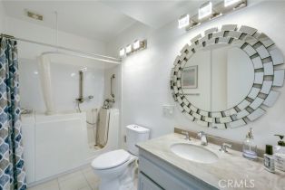 Single Family Residence, 19852 Maritime ln, Huntington Beach, CA 92648 - 22