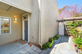 Single Family Residence, 19852 Maritime ln, Huntington Beach, CA 92648 - 6