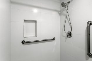 Condominium, 8566 Larkhall Cir cir, Huntington Beach, CA 92646 - 13