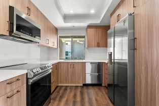 Condominium, 8566 Larkhall Cir cir, Huntington Beach, CA 92646 - 6