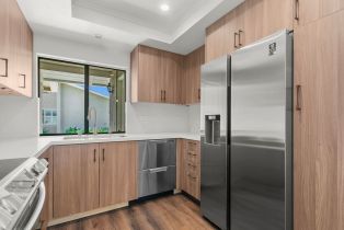 Condominium, 8566 Larkhall Cir cir, Huntington Beach, CA 92646 - 7