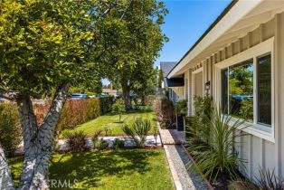 Single Family Residence, 13412 Winthrope st, North Tustin, CA 92705 - 16