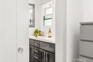 Single Family Residence, 13412 Winthrope st, North Tustin, CA 92705 - 34