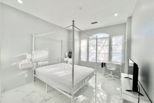 Townhouse, 29 Olivewood, Irvine, CA 92618 - 13