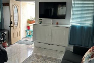 Single Family Residence, 222 9th st, Huntington Beach, CA 92648 - 12