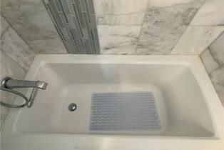 Single Family Residence, 222 9th st, Huntington Beach, CA 92648 - 3