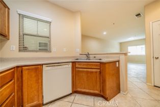 Condominium, 26396 Arboretum way, Murrieta, CA 92563 - 11