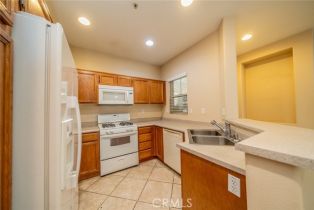 Condominium, 26396 Arboretum way, Murrieta, CA 92563 - 8