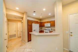 Condominium, 26396 Arboretum way, Murrieta, CA 92563 - 9