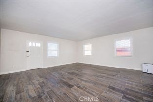 Single Family Residence, 945 10th street, Huntington Beach, CA 92648 - 10