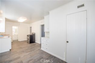 Single Family Residence, 945 10th street, Huntington Beach, CA 92648 - 16