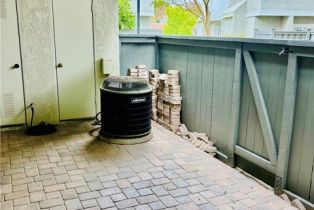 Condominium, 260 Lemon, Irvine, CA 92618 - 10