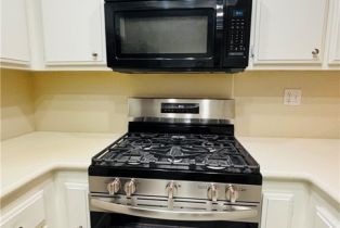 Condominium, 260 Lemon, Irvine, CA 92618 - 5