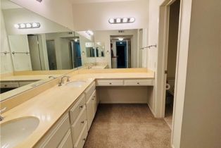 Condominium, 260 Lemon, Irvine, CA 92618 - 9