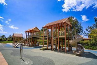 Single Family Residence, 135 Bridle Path, Irvine, CA 92602 - 65