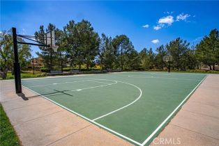 Single Family Residence, 135 Bridle Path, Irvine, CA 92602 - 66