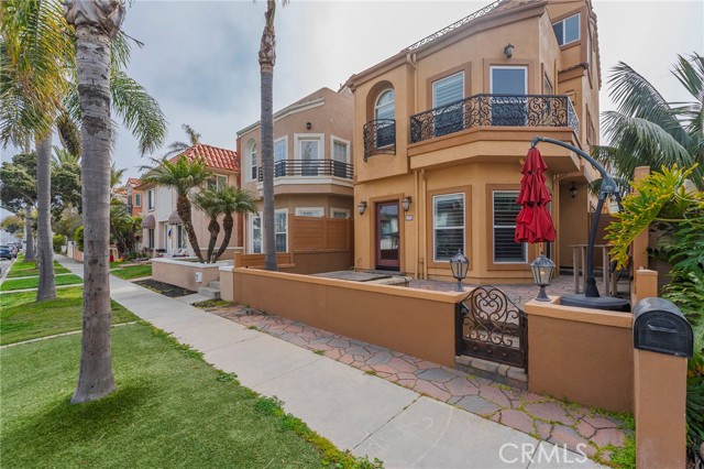 Single Family Residence, 206 16th st, Huntington Beach, CA 92648 - 1