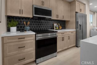 Condominium, 146 Balsawood, Tustin, CA 92780 - 4