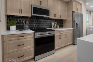 Condominium, 152 Balsawood, Tustin, CA 92780 - 4