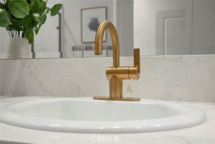 Condominium, 152 Balsawood, Tustin, CA 92780 - 5