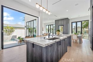 Single Family Residence, 215 Lincoln ave, Huntington Beach, CA 92648 - 14