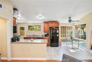 Single Family Residence, 1305 Beverly dr, Orange, CA 92868 - 31