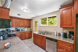 Single Family Residence, 1305 Beverly dr, Orange, CA 92868 - 32