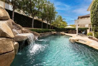 Single Family Residence, 10 Spring, Irvine, CA 92620 - 2