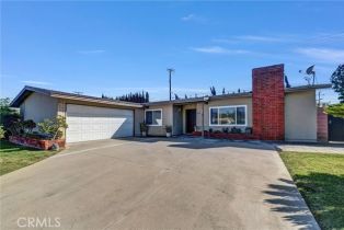 Single Family Residence, 1642 Tiffany PL, North Tustin, CA  North Tustin, CA 92705