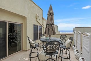 Condominium, 711 Pacific Coast, Huntington Beach, CA 92648 - 11