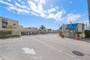 Condominium, 711 Pacific Coast, Huntington Beach, CA 92648 - 22