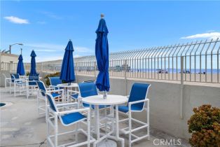 Condominium, 711 Pacific Coast, Huntington Beach, CA 92648 - 29