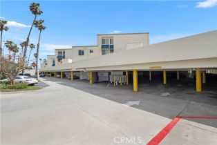 Condominium, 711 Pacific Coast, Huntington Beach, CA 92648 - 34
