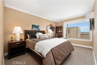 Condominium, 711 Pacific Coast, Huntington Beach, CA 92648 - 7