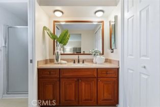 Single Family Residence, 16001 Ballantine ln, Huntington Beach, CA 92647 - 32