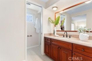 Single Family Residence, 16001 Ballantine ln, Huntington Beach, CA 92647 - 34