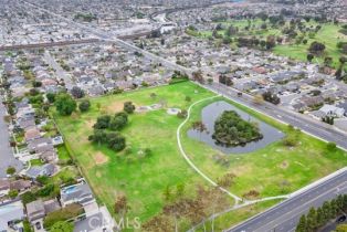 Single Family Residence, 16001 Ballantine ln, Huntington Beach, CA 92647 - 64